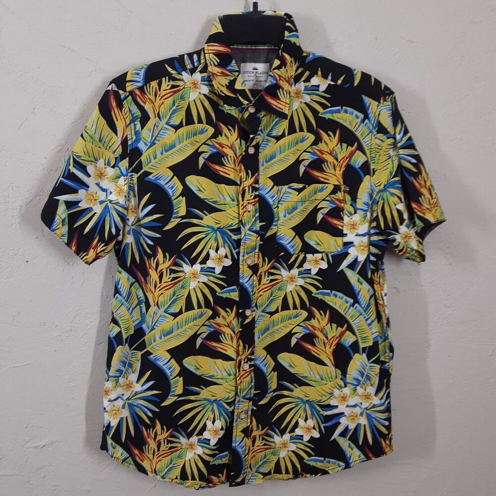 Ditch Plains Ricky Singh Tropical Hawaiian Shirt M Button Down Short Sleeve